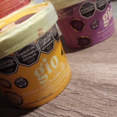 Gio banana con chocolate con leche